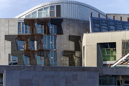 The Dynamic Scottish Parliament Building