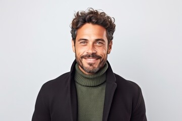 Obraz premium Medium shot portrait photography of a Italian man in his 30s against a white background