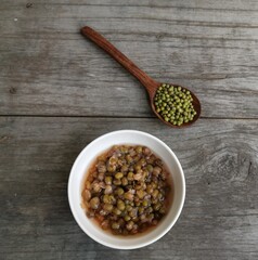 Green beans with sugar soup
