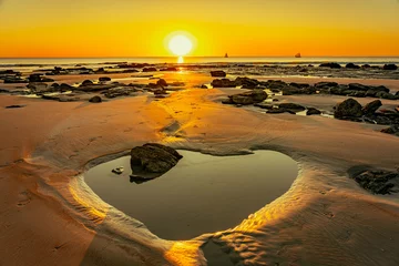 Crédence de cuisine en verre imprimé Coucher de soleil sur la plage Spectacular sunset at Cable beach in Broome, Western Australia
