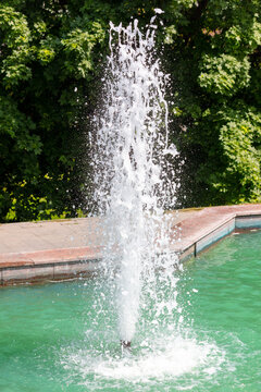 Fountain park in summer. Nature © schankz