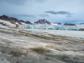 Hiking the Lilliehöökbreen glacier complex in Albert I Land and Haakon VII Land at Spitsbergen, Svalbard.