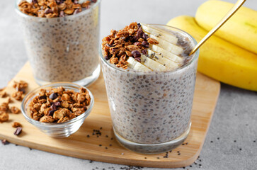 Chia Pudding with Banana, Granola and Cinnamon, Overnight Banana Oats, Healthy Breakfast or Snack, Vegetarian Food