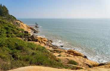 Fototapeta na wymiar Sunny view of the landscape around Hac Sa Long Chao Kok Coastal Trail