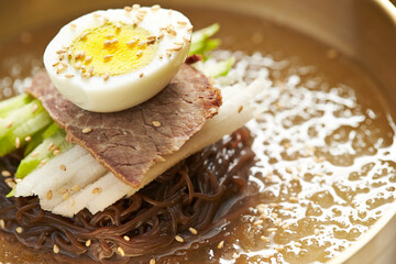 Fototapeta na wymiar Korean traditional food Cold Buckwheat Noodles 