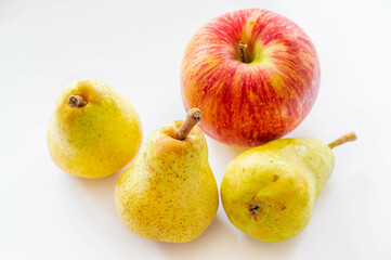 秋の味覚　サンつがるとラ・フランス