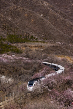 The Great Wall under the train located in the east of Beijing changping district 916 township roads juyongguan Great Wall