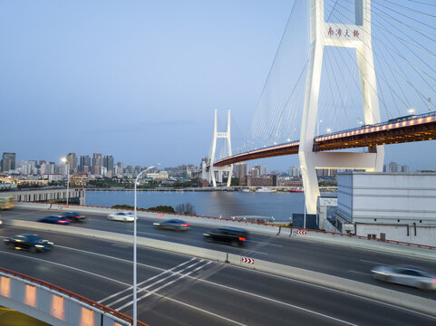 Shanghai Nanpu Bridge at night