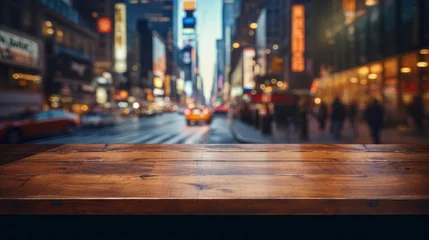 Crédence de cuisine en verre imprimé TAXI de new york Blank wooden tabletop with a blurred city background