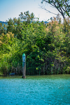 
Between sea and lagoon. Sailing trip between the Marano lagoon and the Gulf of Trieste.
