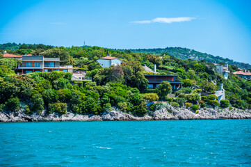 
Between sea and lagoon. Sailing trip between the Marano lagoon and the Gulf of Trieste.
