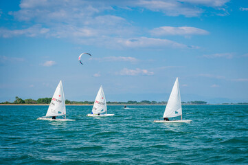 
Between sea and lagoon. Sailing trip between the Marano lagoon and the Gulf of Trieste.