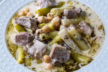 Siveydiz; (Turkey - Antep Style Local Food) is an Antep dish made with fresh garlic and lamb. Turkish name; Siveydiz