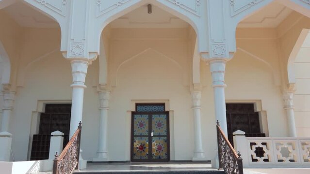 Doha, Al Wakra Grand Mosque. Hamza bin Abdul Muttalib mosque is one of architectural symbols of city of Al Wakra in Qatar, Middle East