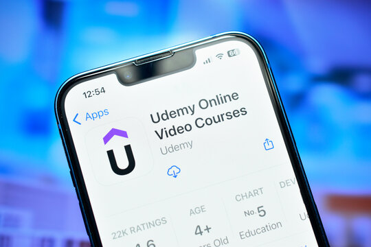 Udemy online video course app on smartphone