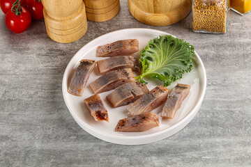 Sliced salted herring fillet snack