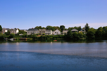 Fototapeta na wymiar View of a picturesque village on the banks of the Rhone in France