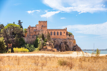 Burg am Strand in Ferragudo