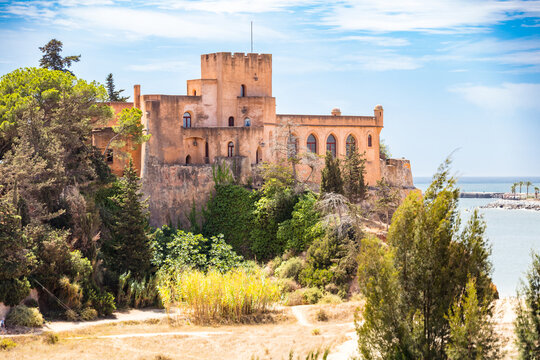 Burg am Strand in Ferragudo