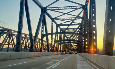 Fototapeta na wymiar Bridge over sunset