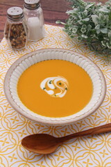 かぼちゃのスープ（縦）