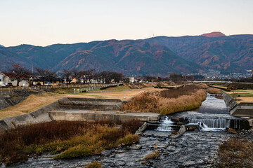 夕方の薄川　松本市