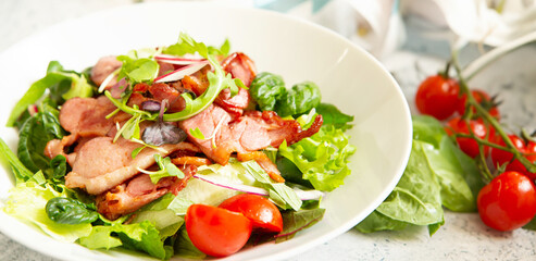 salad with tomatoes and feta