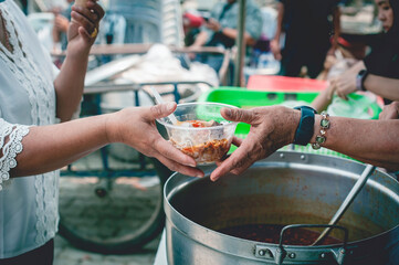 Sharing food with the poor: Ideas for helping with hunger problems