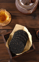 Black sesame pancake, round pancake, crispy texture