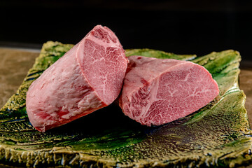 高級ヒレ肉のブロック、霜降り和牛、A5ランク