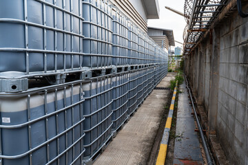 Efficient IBC Tank Storage at an Industrial Facility for Liquid Chemicals