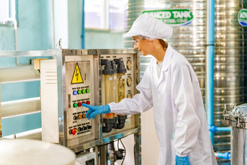 Specialist in factory checking bottles and Reverse osmosis system for water drinking plant.