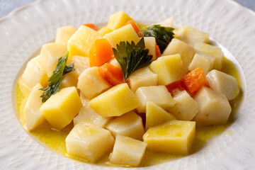 Turkish olive oil foods; celery (Turkish name; Zeytinyagli kereviz)