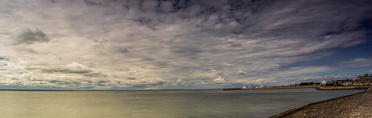Obraz premium Panorama.View of the bay of Gdansk from the beach on the Hel Peninsula on a summer,sunny day.
