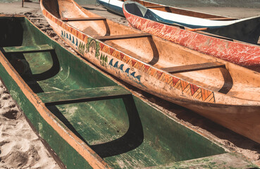 3 Reggae Canoes