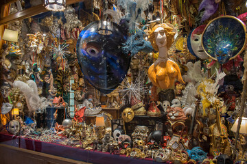 Máscaras venecianas para carnaval