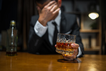 Businessmen in suits drinking  Celebrate whiskey.