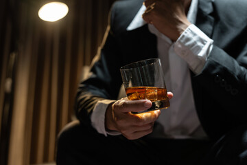 Businessmen in suits drinking  Celebrate whiskey.