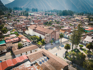 Templo San Pedro Apostol, en la ciudad de Urubamba, en Cusco, Perú.