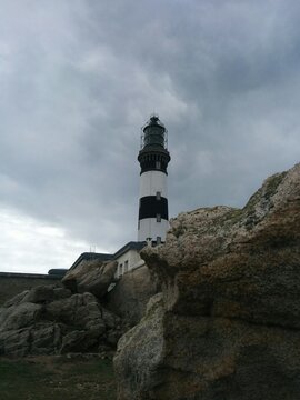 Phare de Cr&eacute;ac&rsquo;h sur l&rsquo;&icirc;le d&rsquo;Ouessant en Bretagne