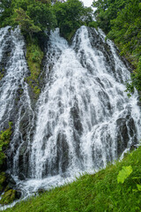 知床半島　オシンコシンの滝