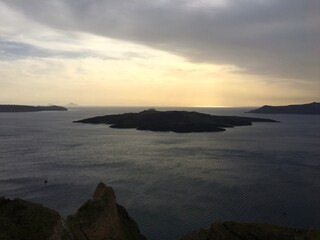 nea kanemi santorini and sunset, サントリーニ島の火山島と夕焼け