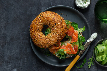 delicious smoked salmon bagel sandwich - 647244817