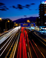Obraz premium traffic at night
