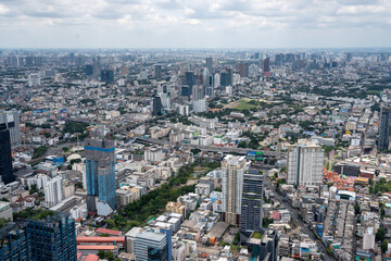 Fototapeta na wymiar View the Cityscape and Buildings of Bangkok in Thailand Asia