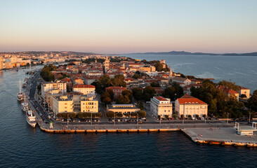 Fototapeta na wymiar Zadar port