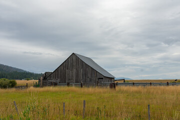 Cascade Lake Barn
