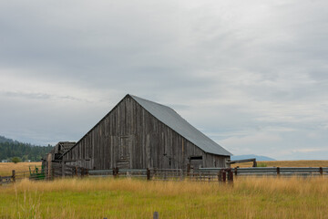 Cascade Lake Barn