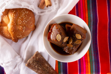 Dulce de Calabaza. Mexican dessert whose main ingredients are pumpkin and piloncillo, also known as Chacualole, Xacualole or Calabaza en Tacha, widely used in Day of the Dead offerings.