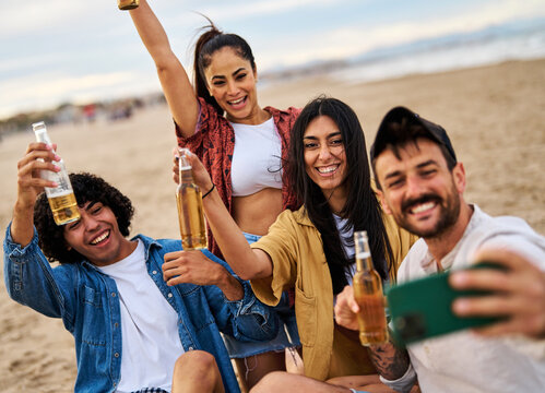 fun beach summer youth friend young woman friendship selfie photo phone smartphone taking mobile camera social smart photograph drink beer vacation